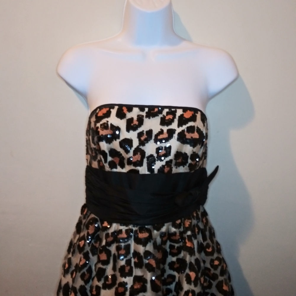 Betsey Johnson Sparkly Sequinned Leopard Print Strapless Special Occasion Dress - Picture 2 of 12